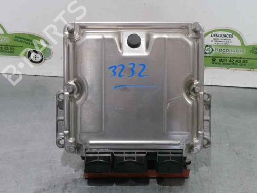 Used Engine control unit (ECU) OPEL MERIVA A MPV (X03) 1.7 CDTI (E75) (100 hp) 2724589