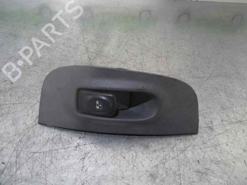 Used Right front window switch RENAULT MEGANE I Coach (DA0/1_) 1.9 dTi (DA0N) (98 hp) 2082000