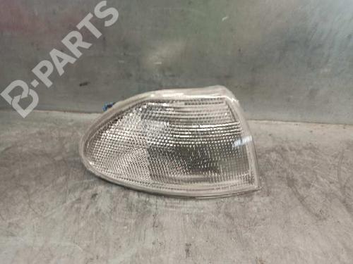Used Right front indicator Right front indicator HYUNDAI LANTRA II Estate (J-2) 1.6 16V (114 hp) 7950098 7950098