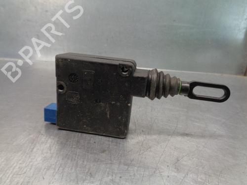 Used Central lock pump OPEL OMEGA B (V94) 2.5 DTI (F69, M69, P69) (150 hp) 18119389