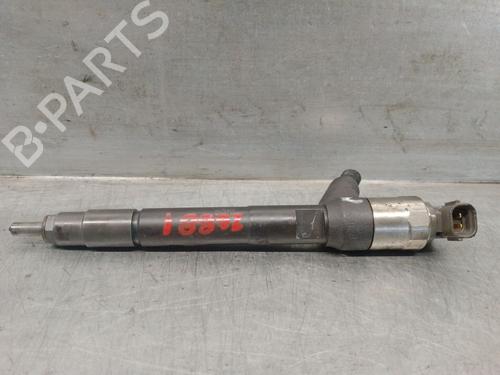 Spreder / Dyse OPEL ASTRA J Sports Tourer (P10) 1.6 CDTi (35) (110 hp) 19304649