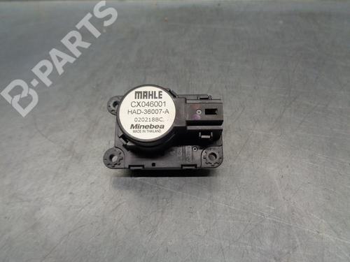 heater-blower-motor-citroen-c4-cactus-12-thp-110-cx046001-mahle-2014-8655161 main image