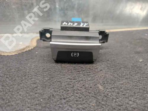 Used Hand brake Hand brake PEUGEOT 308 II (LB_, LP_, LW_, LH_, L3_) 2.0 BlueHDi 150 (150 hp) 8791438 8791438