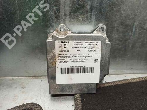 Used ECU airbags ECU airbags PEUGEOT 207 (WA_, WC_) 1.6 16V (109 hp) 6947086 6947086