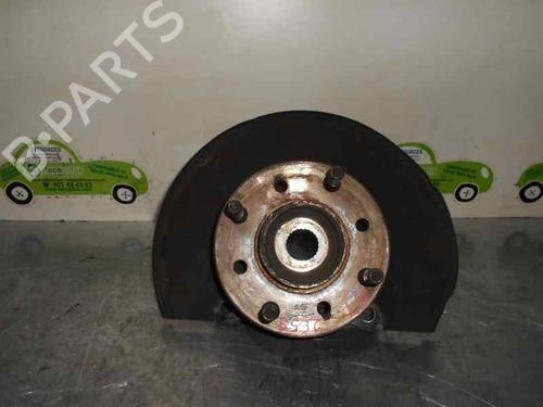 Used Left front steering knuckle MITSUBISHI CARISMA (DA_) 1.8 16V GDI (DA2A) (125 hp) 2334761
