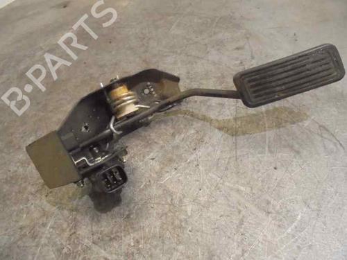 Used Pedal TOYOTA COROLLA (_E12_) 1.6 VVT-i (ZZE121_, ZZE121R) (110 hp) 2066793