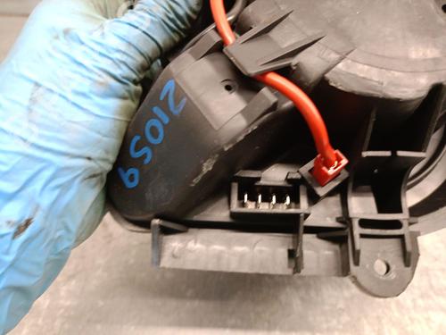 Heater blower motor PEUGEOT 406 Break (8E/F) 2.0 HDI 110 | BP19432531M62 