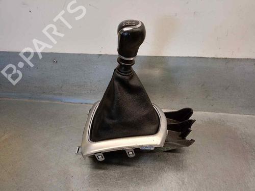 Used Gear lever NISSAN QASHQAI II SUV (J11, J11_) 1.2 DIG-T (115 hp) 18880917