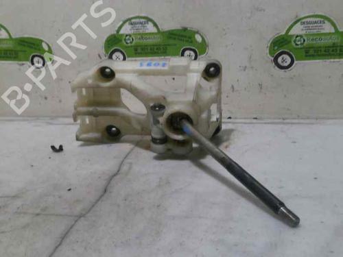 Gear lever TOYOTA YARIS VERSO (_P2_) 1.3 (NCP20_, NCP22_, NCP20R, NCP22R) | BP7447577M90 
