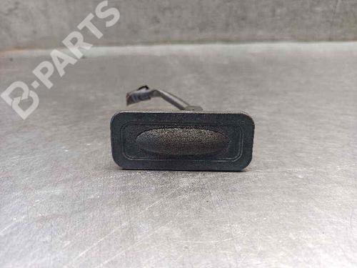 Used Tailgate handle Tailgate handle RENAULT MODUS / GRAND MODUS (F/JP0_) 1.5 dCi (FP0D, JP0D) (82 hp) 7858881 7858881