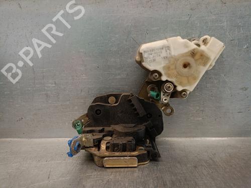 Used Front right lock NISSAN ALMERA II (N16) 2.2 Di (110 hp) 19522818