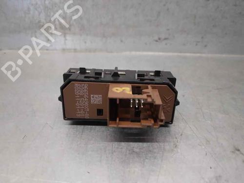 Switch PEUGEOT 5008 (0U_, 0E_) 2.0 HDi 150 / BlueHDi 150 | BP18110678I30 