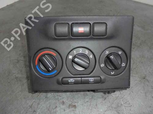 AC Styreenhet / Manøvreringsenhet OPEL ZAFIRA A MPV (T98) 1.6 16V (F75) (101 hp) 2306702