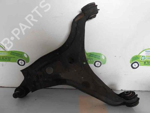 Used Right front suspension arm AUDI COUPE B3 (89, 8B3) [1988-1996]  2056226