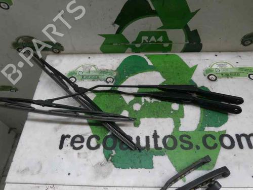 Used Front windshield wiper arm PEUGEOT PARTNER Box Body/MPV (5_, G_) 1.9 D (69 hp) 3470521