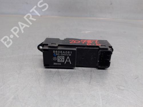 Right front window switch MITSUBISHI OUTLANDER II (CW_W) 2.0 DI-D (CW8W) | BP19112129I26 