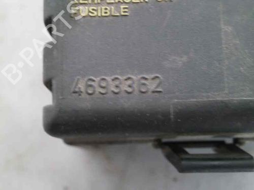 Fuse box SAAB 9-3 (YS3D) 2.2 TiD | BP2062196E1 
