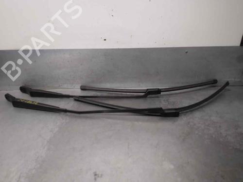 Front windshield wiper arm PEUGEOT 5008 (0U_, 0E_) 2.0 HDi 150 / BlueHDi 150 | BP18112151C143 