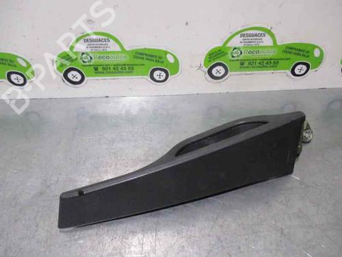 Used Rear left interior door handle SEAT LEON (1P1) 2.0 TDI (170 hp) 3215938