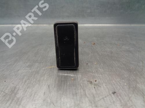Used Right front window switch Right front window switch CITROËN SAXO (S0, S1) 1.5 D (57 hp) 8938058 8938058