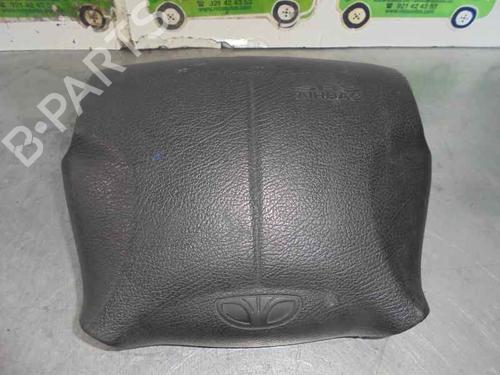 Used Driver airbag DAEWOO LEGANZA (KLAV) 2.2 16V (136 hp) 2061931