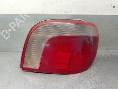 Høyre baklys TOYOTA YARIS (_P1_) 1.0 (SCP10_, SCP10R) (68 hp) 18892930