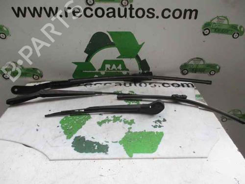 Used Front windshield wiper arm VOLVO V50 (545) 2.0 D (136 hp) 3470474