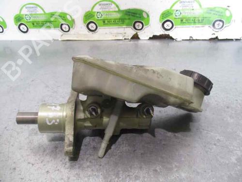 Used Brake master cylinder VOLVO V50 (545) 2.0 D (136 hp) 2318836