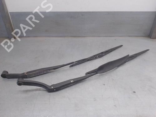 Front wipers mechanism HYUNDAI ELANTRA III Saloon (XD) 2.0 CRDi (113 hp) 17839081