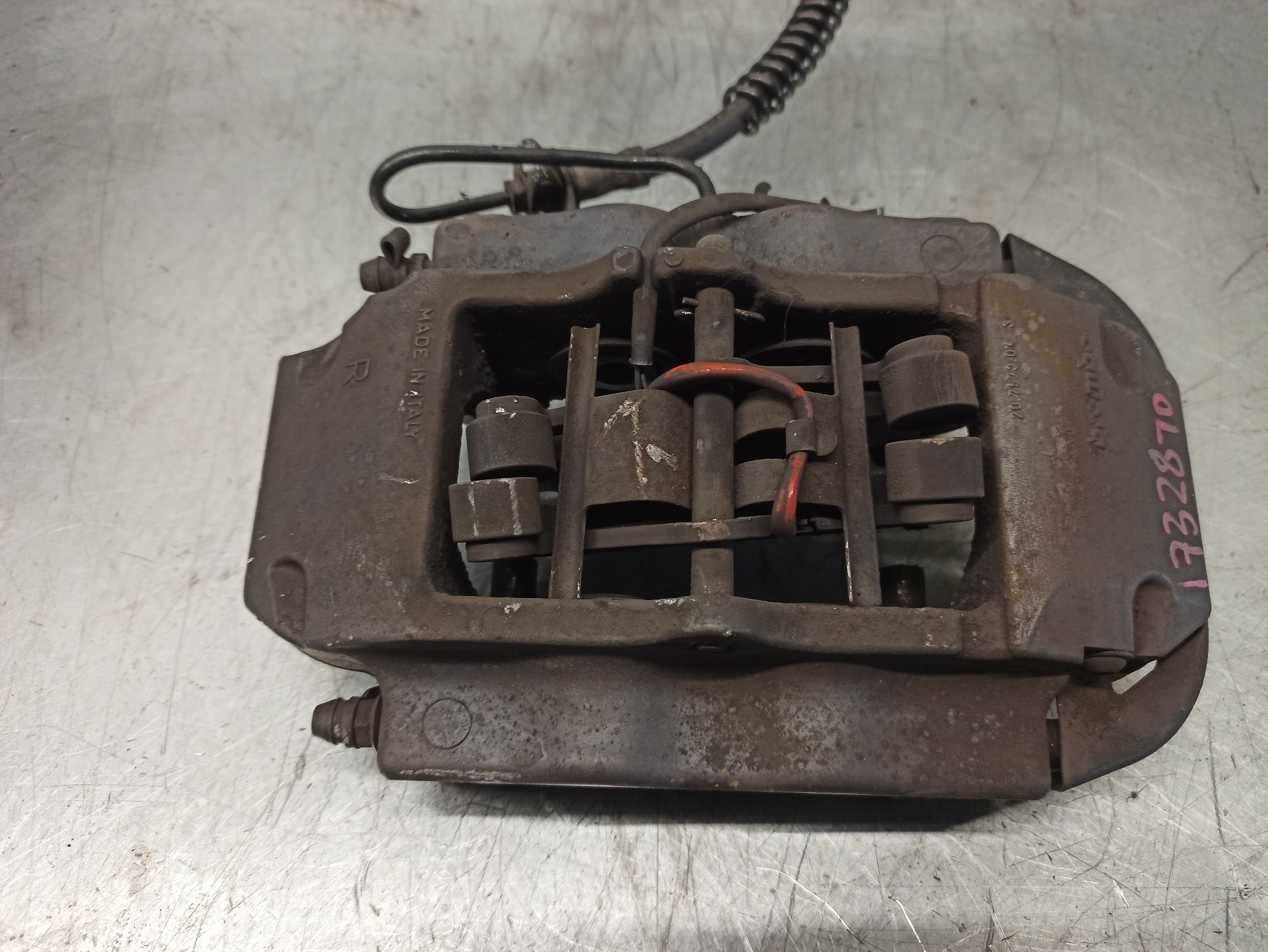 Right rear brake caliper AUDI Q7 (4LB) 3.0 TDI quattro 12057560 BParts