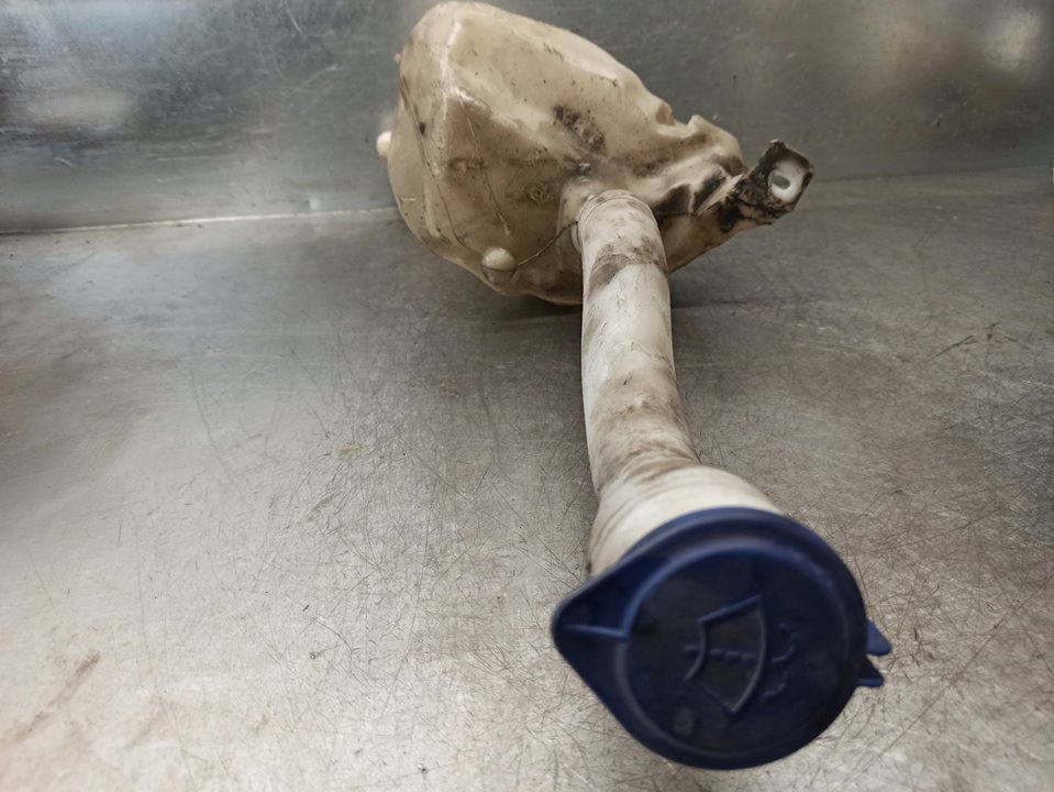 Windscreen washer tank PEUGEOT 3008 MPV (0U_) 1.6 HDi 10067851 BParts