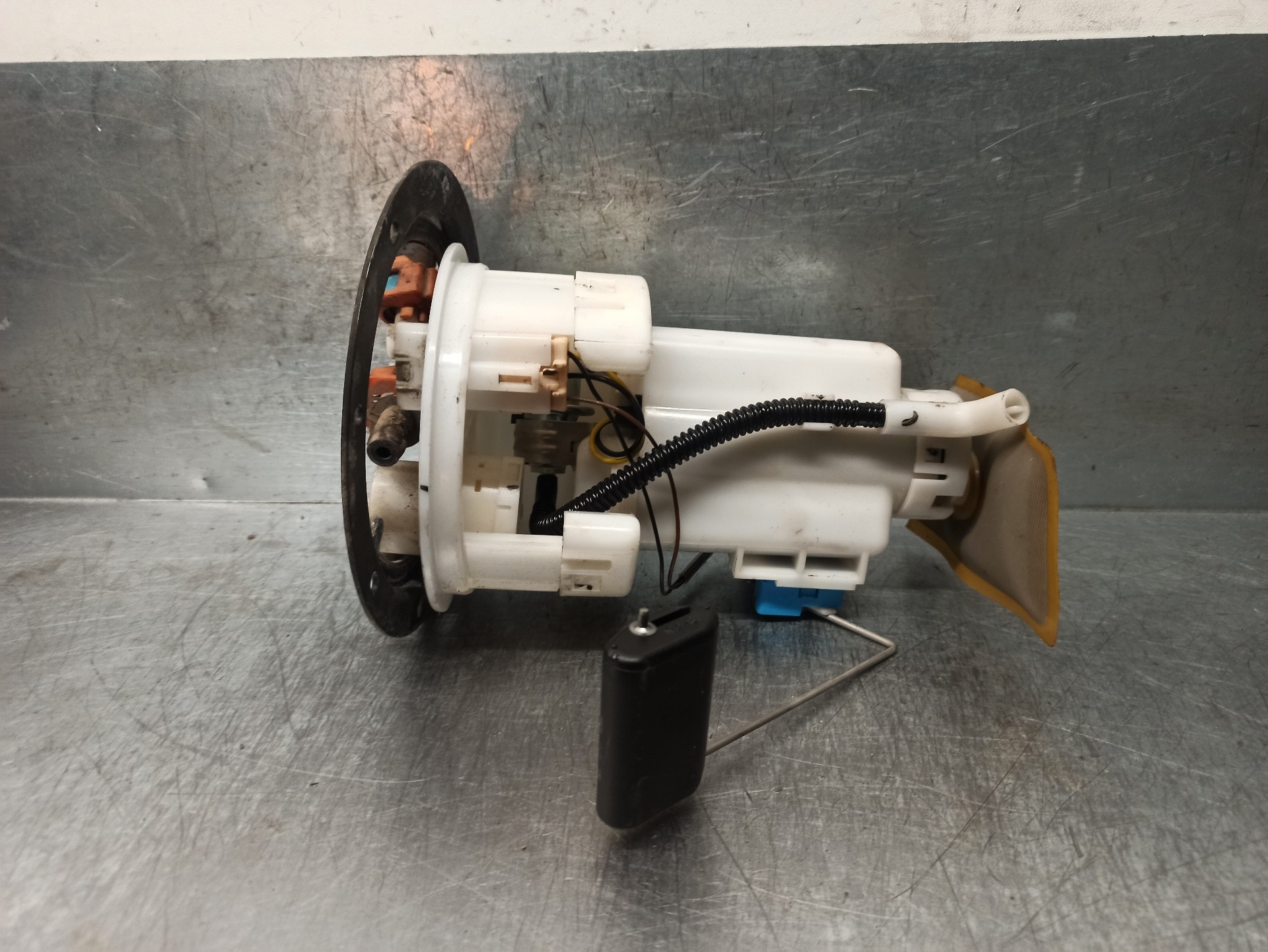 Fuel pump HYUNDAI ACCENT III (MC) 1.6 GLS 11107298 BParts