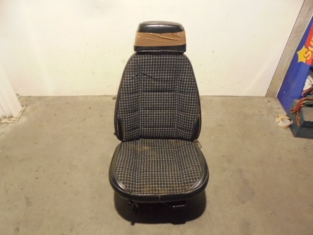 Coussin De Siège Conducteur Jeep Cherokee 2014 - Référence AMD192075 - Occasion En Bon état