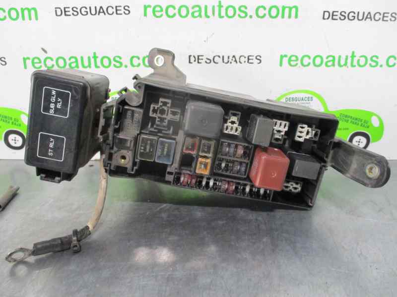 Fuse box TOYOTA HILUX VI Pickup (_N1_) 2.4 TD (LN190) 826613D190 BParts