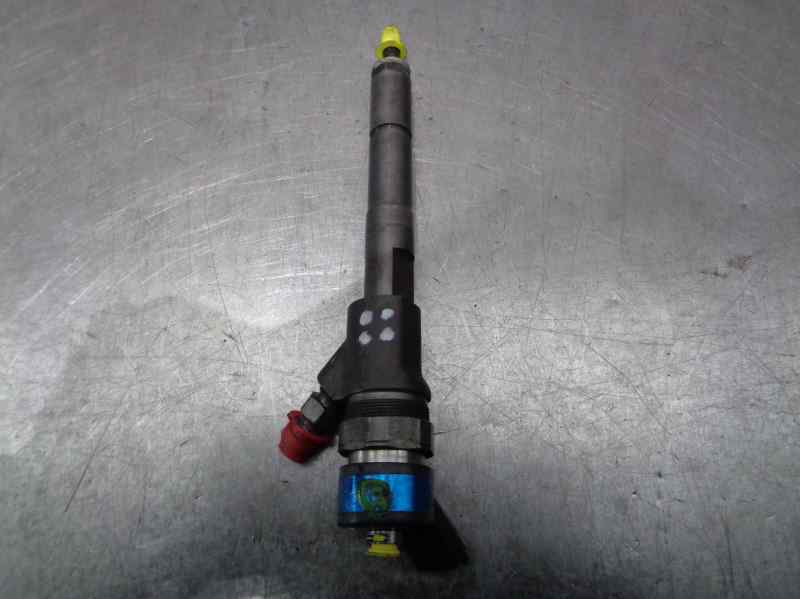 Injector TOYOTA YARIS (_P1_) 1.4 D4D (NLP10_) 2367033010 0445110085