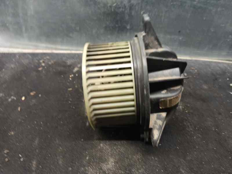 Heater blower motor JEEP CHEROKEE (XJ) 2.5 TD 4x4 4886150AA BParts