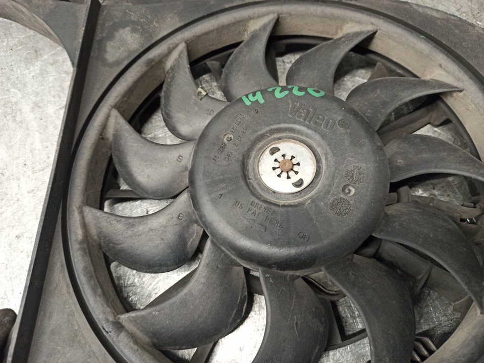 Radiator fan AUDI A4 B6 Avant (8E5) 2.5 TDI quattro 8680073 BParts