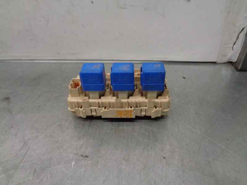 Fuse box NISSAN XTRAIL (T30) 2.2 dCi 4x4 6523522 BParts