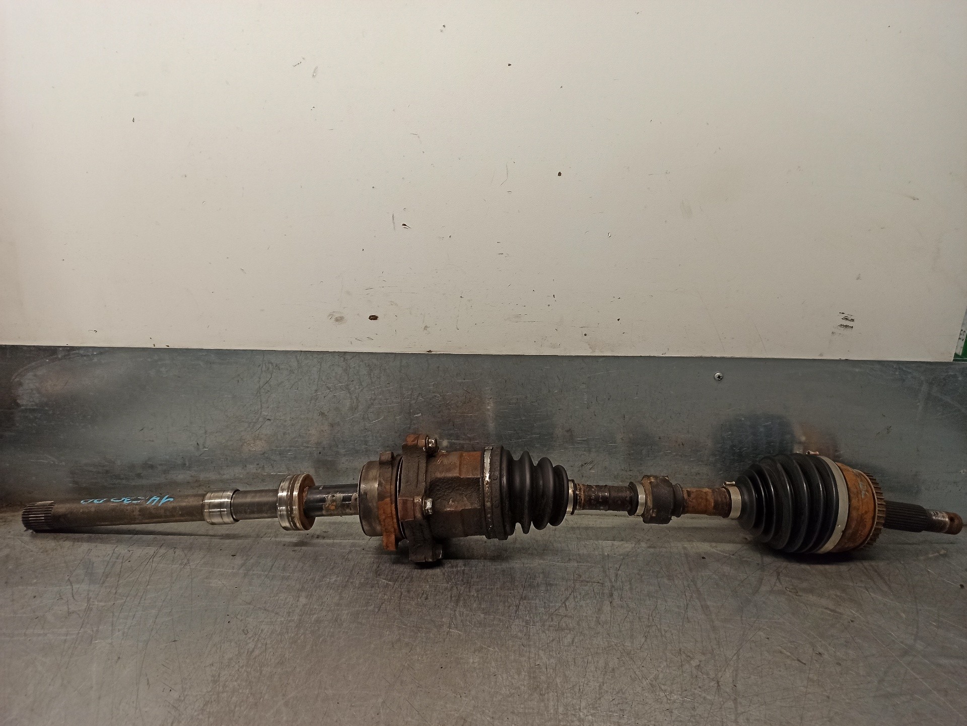 Right front driveshaft NISSAN XTRAIL I (T30) 2.2 dCi 4x4 10656149 B