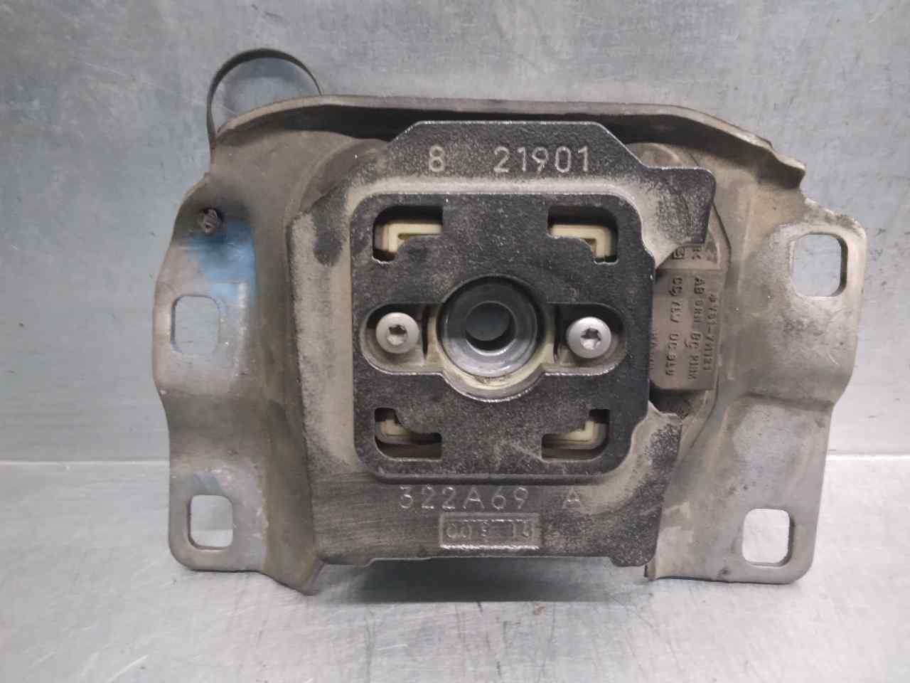 Engine mount FORD FOCUS III 1.6 TDCi 11717037 BParts