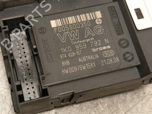 Right front window motor VW JETTA III (1K2) 1.9 TDI | BP37424899E20 - Image 2