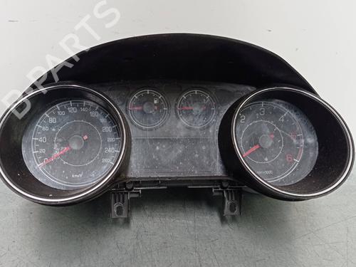 Used Instrument cluster FIAT BRAVO II (198_) 1.6 D Multijet (198AXH1B) (105 hp) 18831906