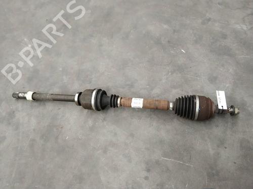 Semiasse anteriore destro RENAULT LAGUNA II (BG0/1_) 1.9 dCi (BG1A, BG1V) (130 hp) 7900068