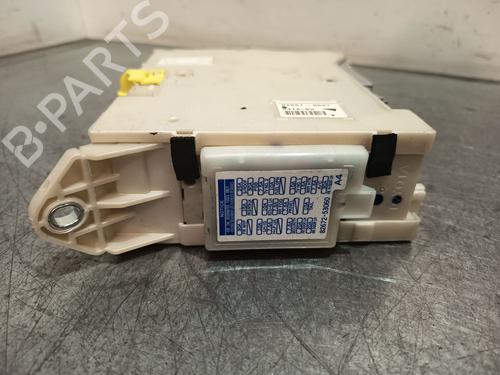 Used Fuse box Fuse box LEXUS IS II (_E2_) [2005-2013] 32697498 32697498