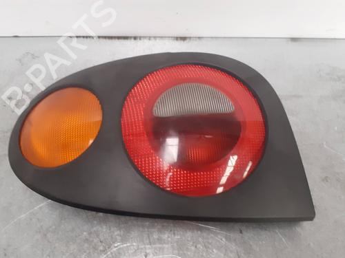 Used Left taillight RENAULT MEGANE I Coach (DA0/1_) [1996-2003]  7834466