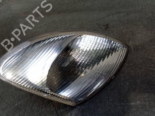 Faro Antiniebla delantero izquierdo RENAULT MEGANE I (BA0/1_) 1.9 D Eco (BA0A, BA0U, BA0R) (64 hp) 29204565