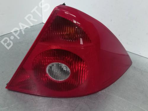 Used Right taillight FORD MONDEO III Saloon (B4Y) 2.0 16V TDDi / TDCi (115 hp) 18341195