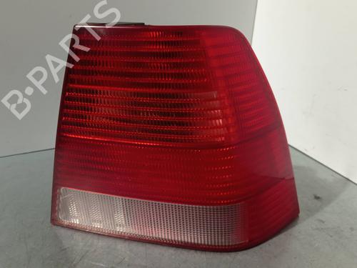 Højre baglygte VW BORA I (1J2) 1.6 (101 hp) 11048504