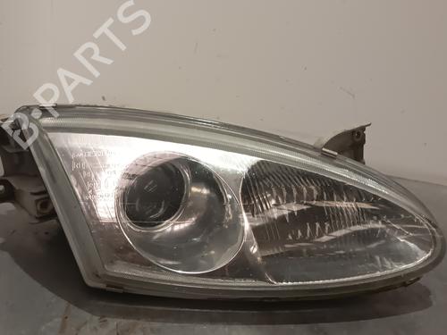 Right headlight HYUNDAI COUPE I (RD) 2.0 16V | BP28327960C29 