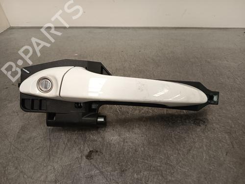 Used Front left exterior door handle HYUNDAI i20 II (GB, IB) [2014-2021]  27571115